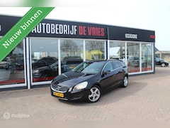 Volvo V60 - 2.0 D3 Leder/Adaptive-Cruise/Bliss/Trekhaak/PDC/NAP