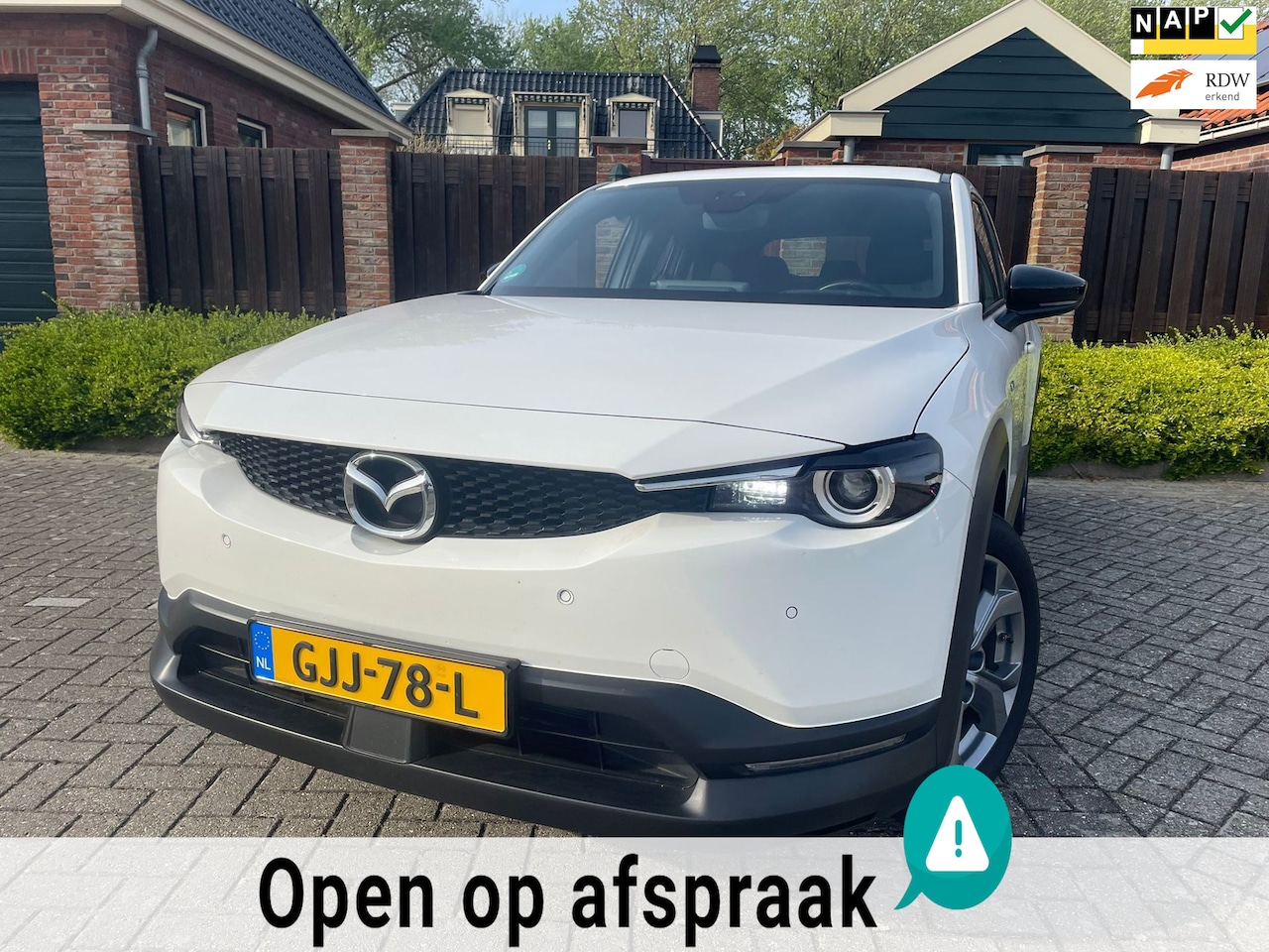 Mazda MX-30 - E-SkyActiv EV 145 Prime-line 36 kWh NAVI CRUISE - AutoWereld.nl