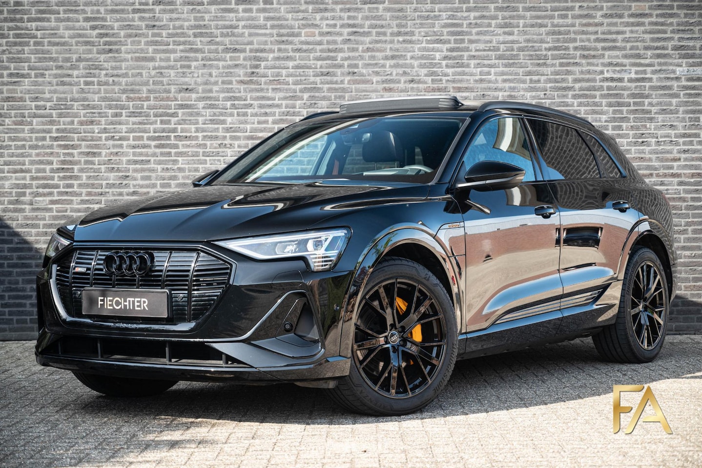Audi e-tron - 50 quattro S Line Black Edition 71 Kwh Panodak - AutoWereld.nl