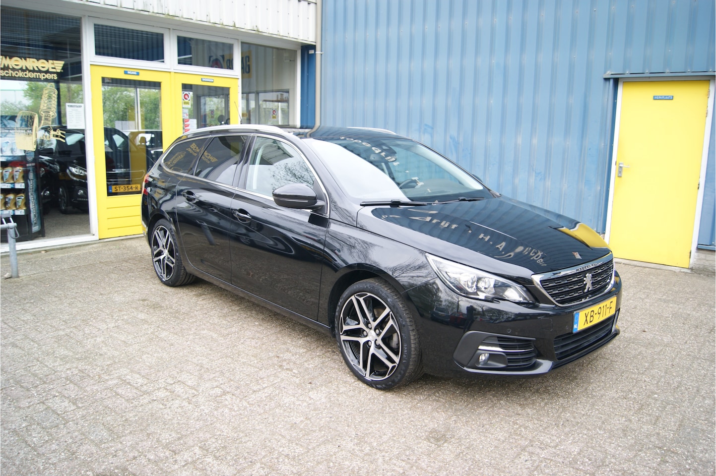 Peugeot 308 SW - 1.2 PureTech Allure 1.2 PureTech Allure, Airco/ECC, Navi, 130 pk, MOOI!!! - AutoWereld.nl
