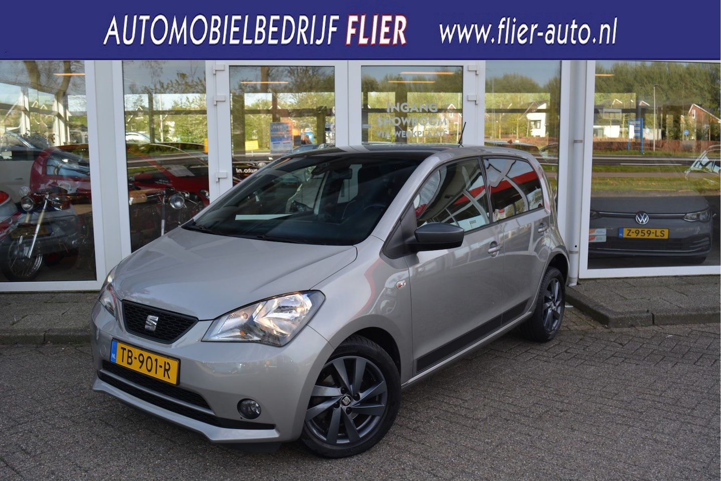 SEAT Mii - 1.0 60PK Sport Intense ✅ Cruise ✅ PDC ✅ Trekhaak Afn. ✅ Orig NL ✅ - AutoWereld.nl