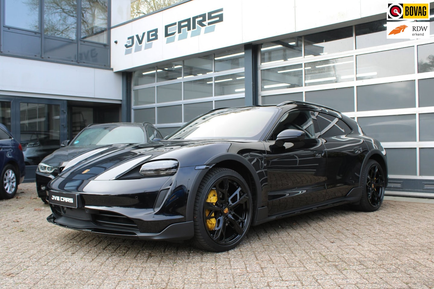 Porsche Taycan Cross Turismo - 4 93 kWh/Pano/passagier disp/memory - AutoWereld.nl