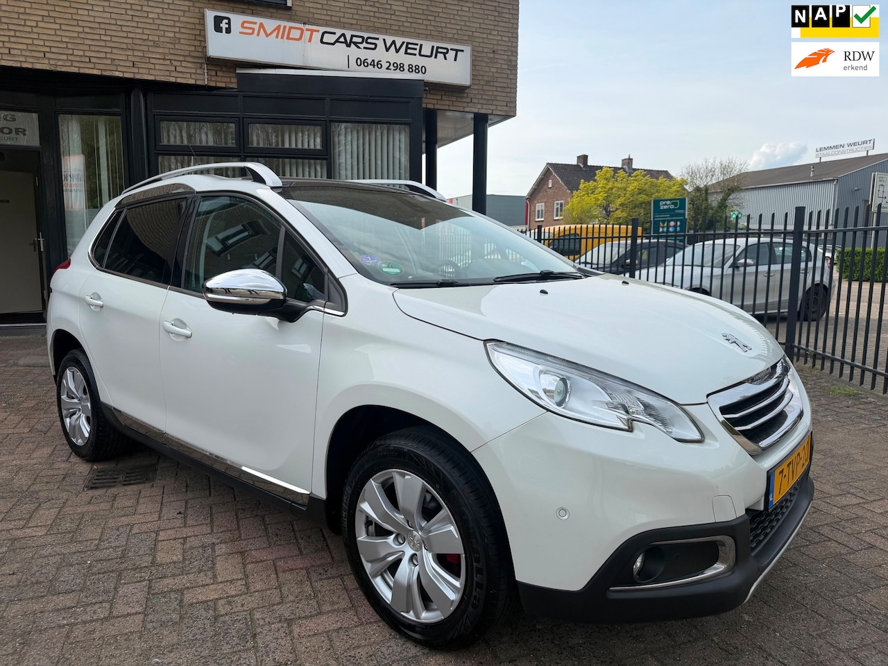 Peugeot 2008 - 1.2 VTi Allure Pack Premium Plus DR VV - AutoWereld.nl