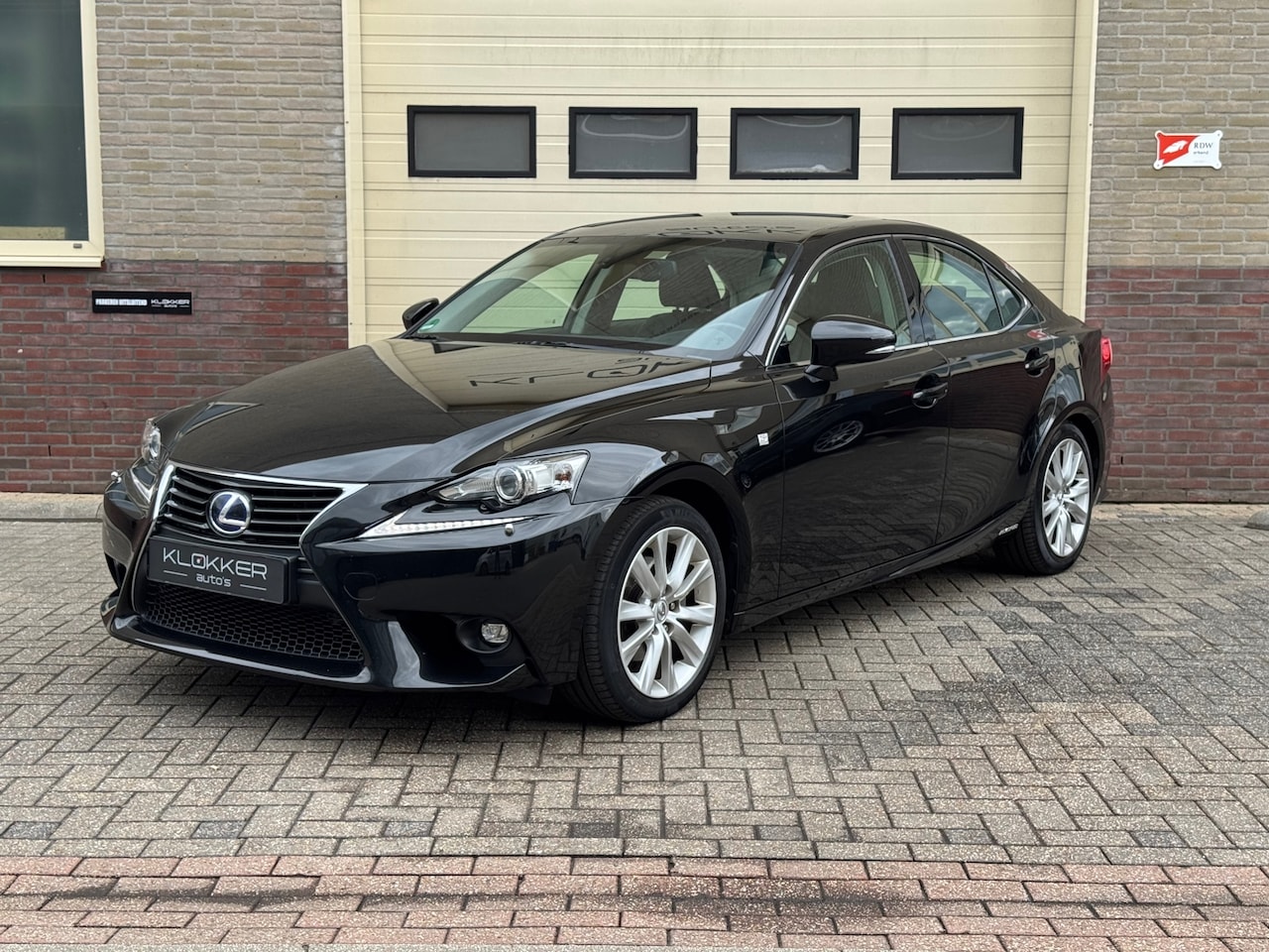 Lexus IS - 300h 25th Edition Stoelverw. PDC Camera Perfect O.H. - AutoWereld.nl