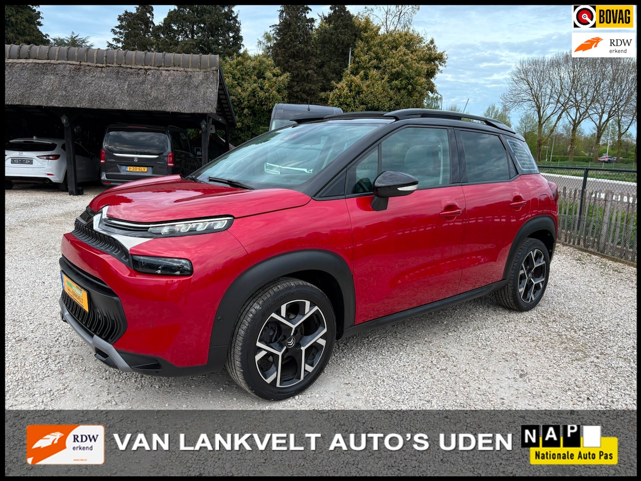 Citroën C3 Aircross - 1.2 110pk Shine Schuifdak, Leder, 1e eigenaar - AutoWereld.nl