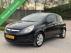 Opel Corsa - 1.2 111 EDITION AIRCO CRUISE