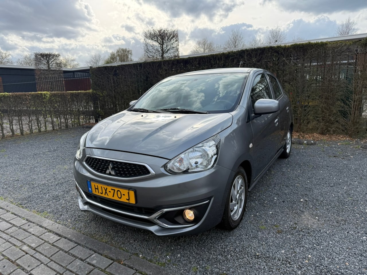 Mitsubishi Space Star - 1.0 Intense | Boekjes compleet | Zeer nette auto | - AutoWereld.nl