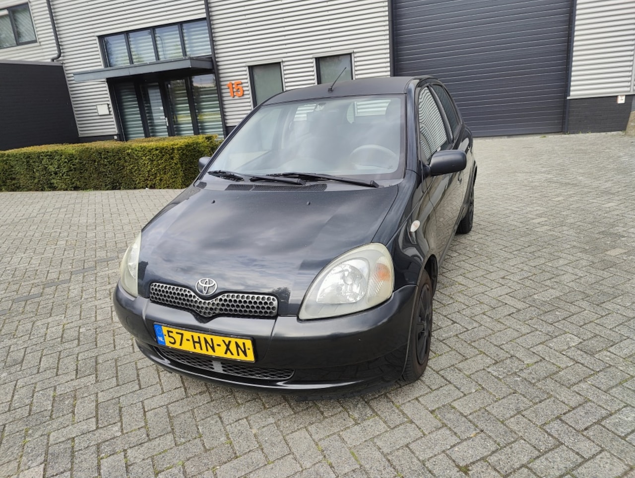 Toyota Yaris - 1.0-16V VVT-i Luna Bj 2001 Nieuwe APK - AutoWereld.nl