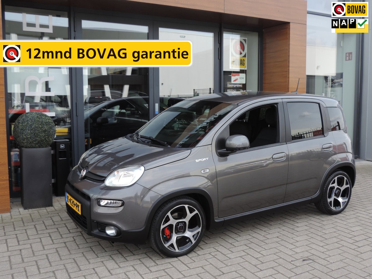Fiat Panda - 1.0 Hybrid Sport 18.000km | ECC | PDC | 16'' | DAB | Bluetooth | Halfleer | Priv.glas | - AutoWereld.nl