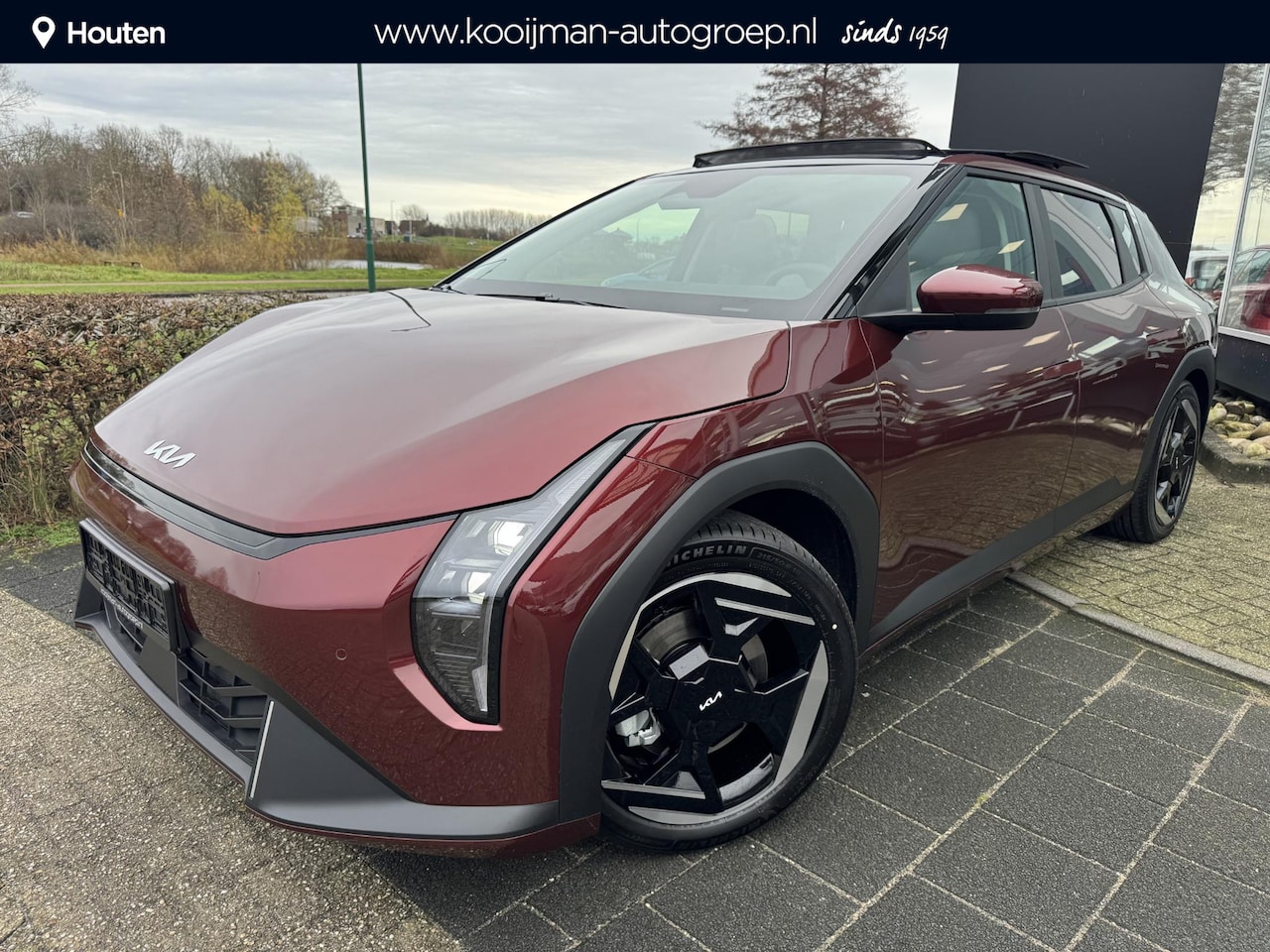 Kia EV4 - Plus Advanced 81.4 kWh Plus Advanced 81.4 kWh , Snel Leverbaar!, Inclusief 3000 Euro Inruilpremie, Complete Uitvo - AutoWereld.nl