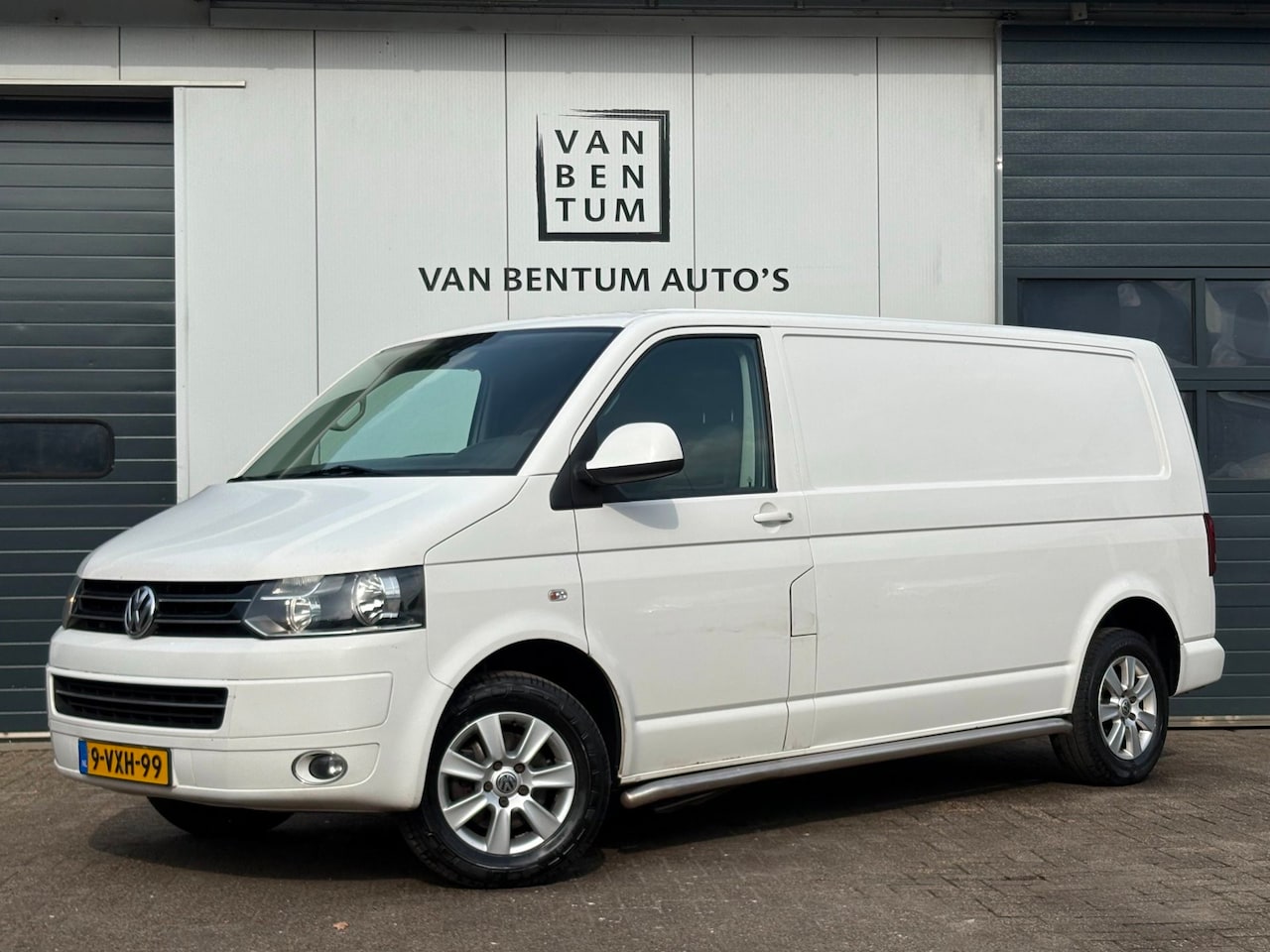 Volkswagen Transporter - 2.0TDI 140pk Autom. L2 Airco Cruise Trekhaak - AutoWereld.nl
