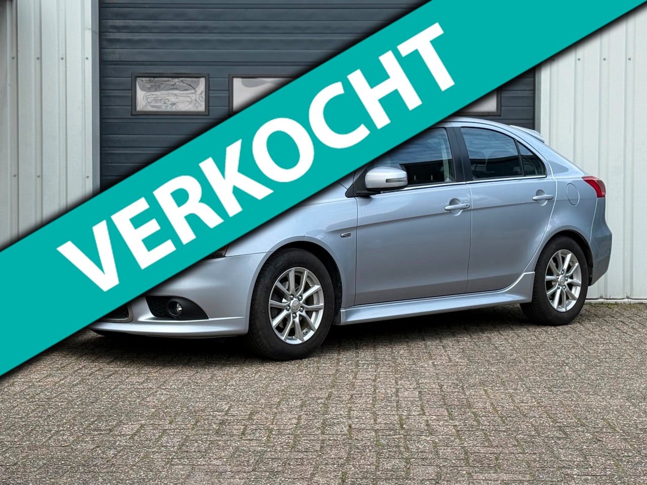 Mitsubishi Lancer Sportback - 1.6 Limited Edition 2e EIG / NAP - AutoWereld.nl