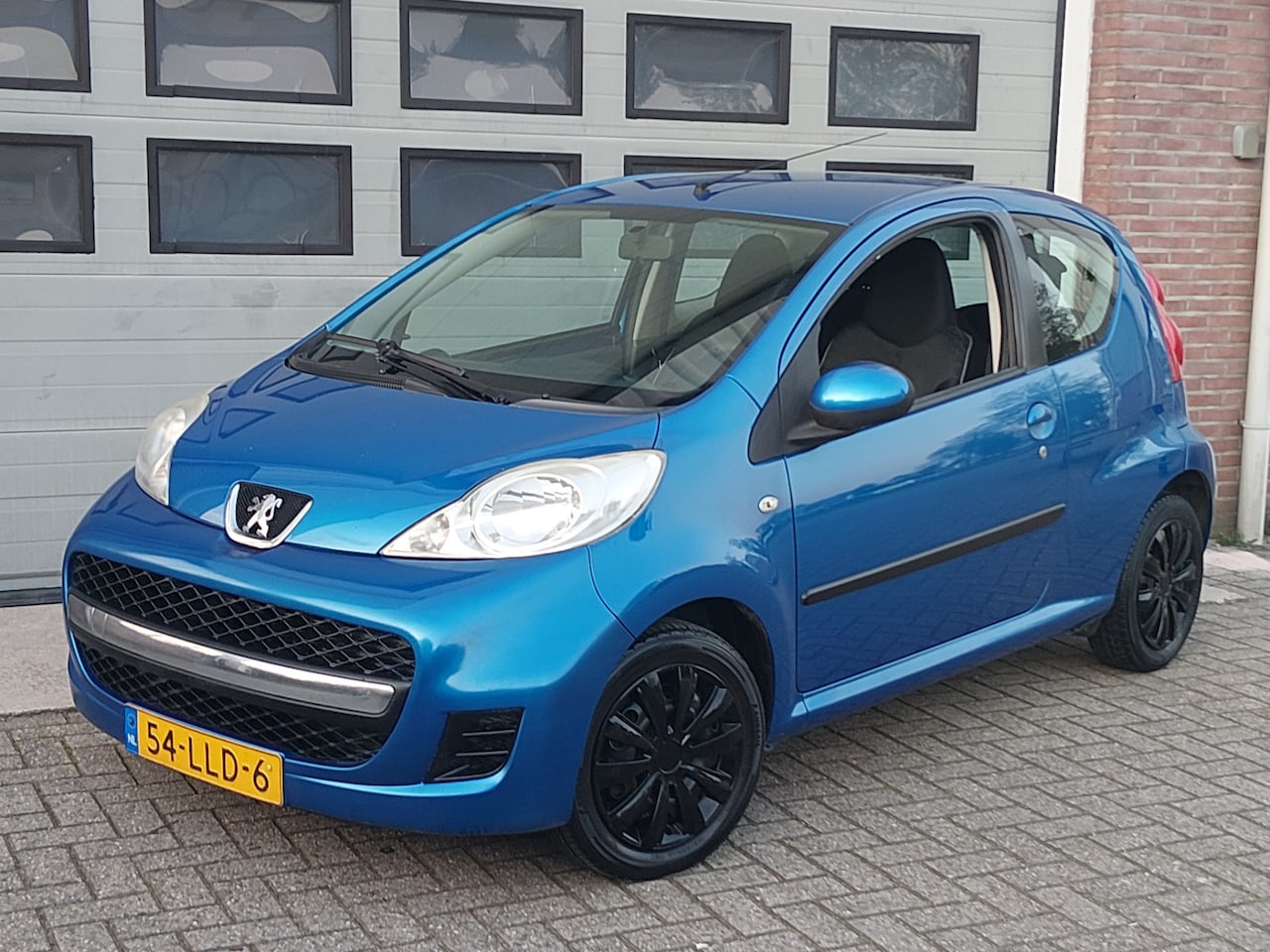 Peugeot 107 - 1.0-12V XS 2010 - AutoWereld.nl
