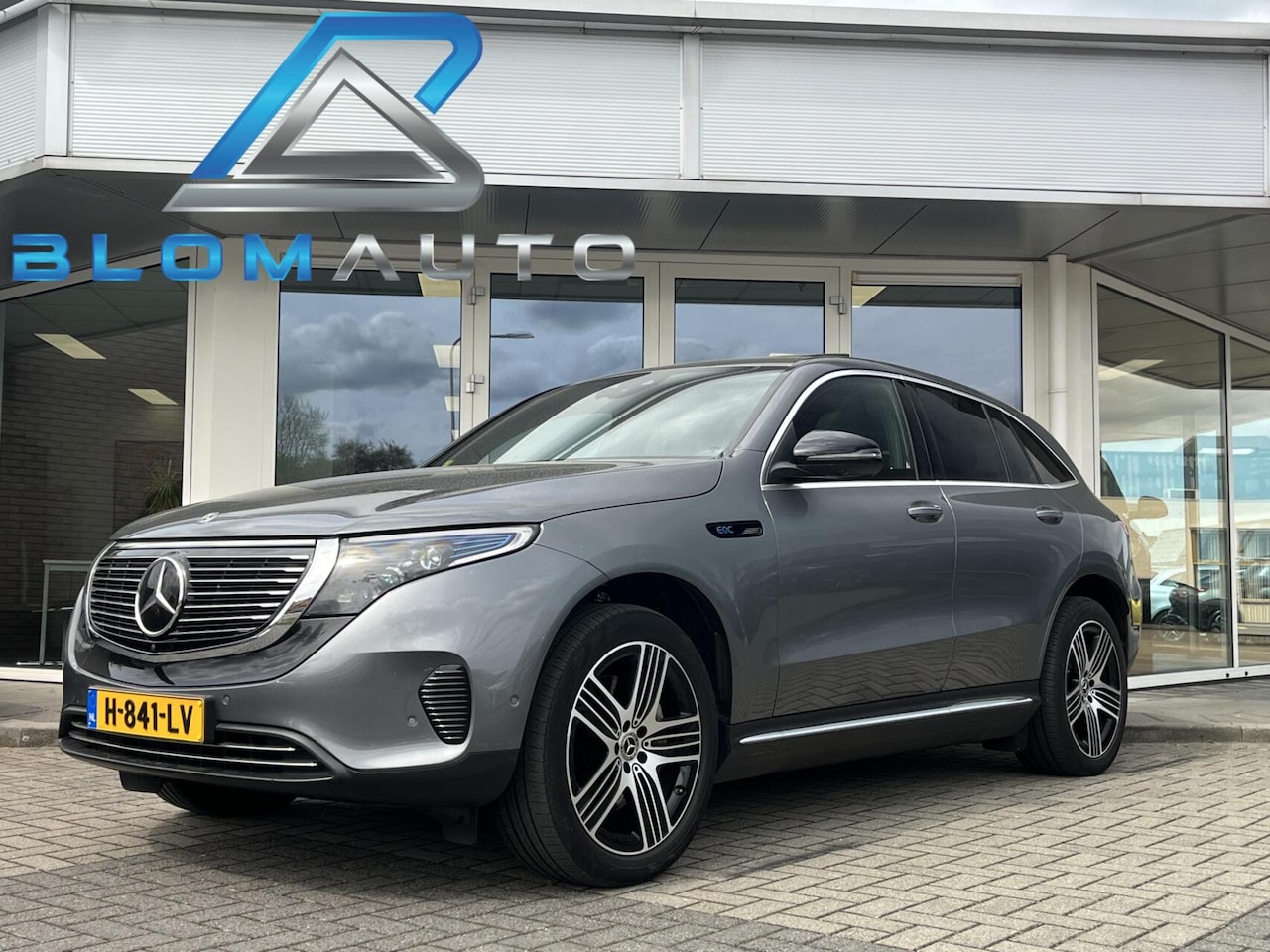 Mercedes-Benz EQC - 400 4MATIC Premium Plus 80 kWh PANO+BURMESTER - AutoWereld.nl