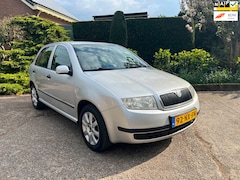 Skoda Fabia - 1.4-16V Choice, Airco, PDC, APK 01-27, Inruilkoopje