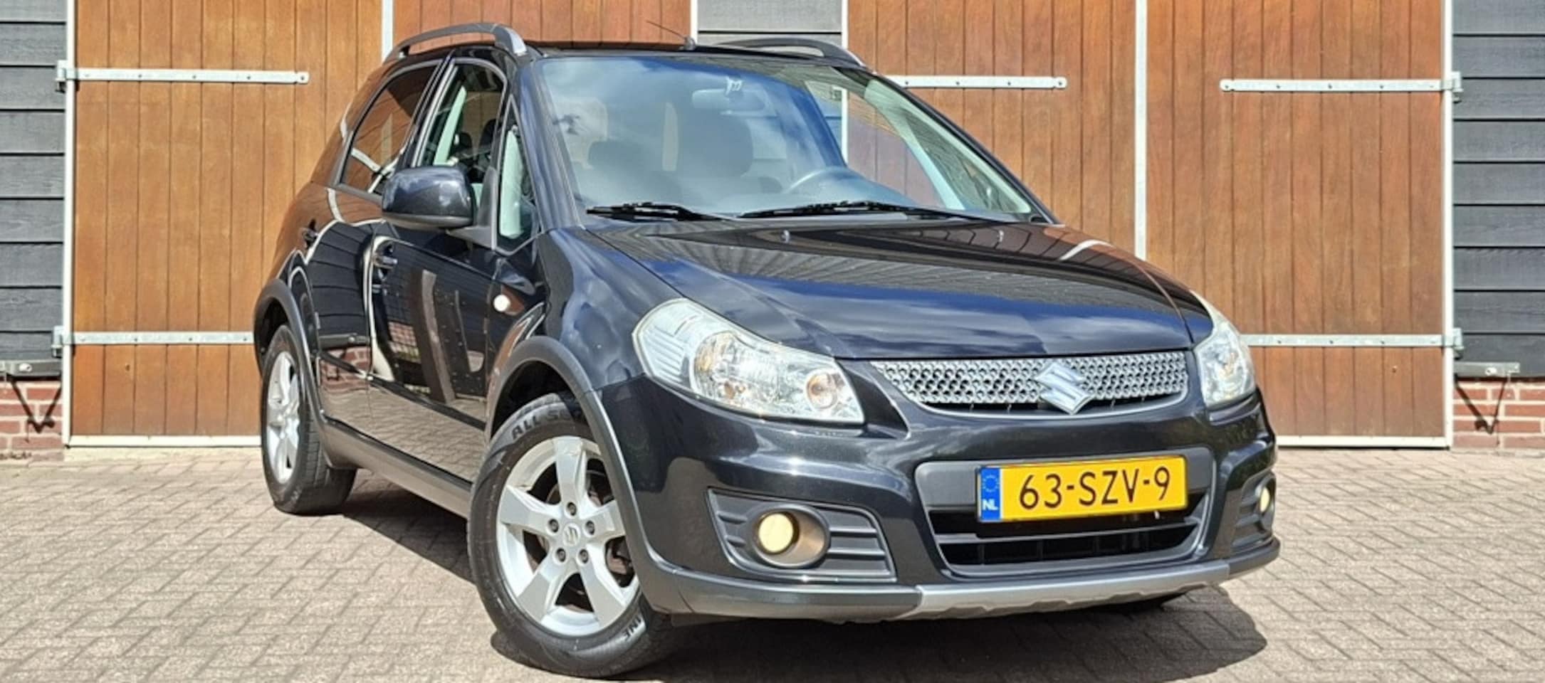 Suzuki SX4 - 1.6 Limited 1.6 Limited, Trekhaak, NAP, All seasonbanden, Hoge zit - AutoWereld.nl