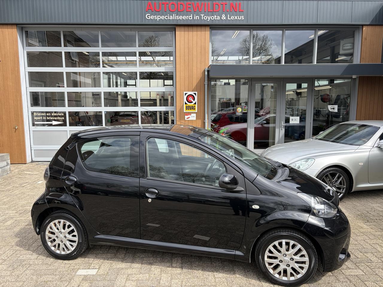Toyota Aygo - 1.0 12v Aspiration 5-drs + 12 MND BOVAG - AutoWereld.nl