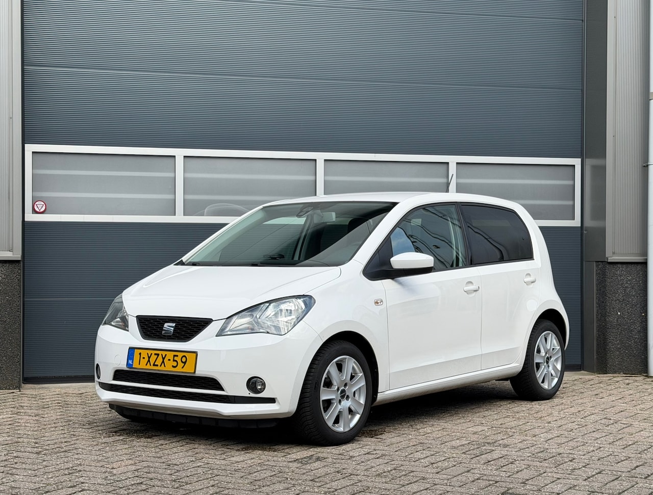 SEAT Mii - 1.0 Sport Dynamic bj.2015 Airco|5 Drs|Stoelverw|Nap. - AutoWereld.nl