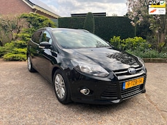 Ford Focus Wagon - 1.0 Titanium, Navi, ParkPilot, Keyless, NAP, Nette auto