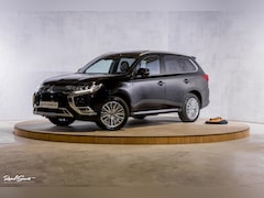 Mitsubishi Outlander - 2.4 PHEV Instyle | Adaptieve cruise | Panorama dak | Blis | Trekhaak |