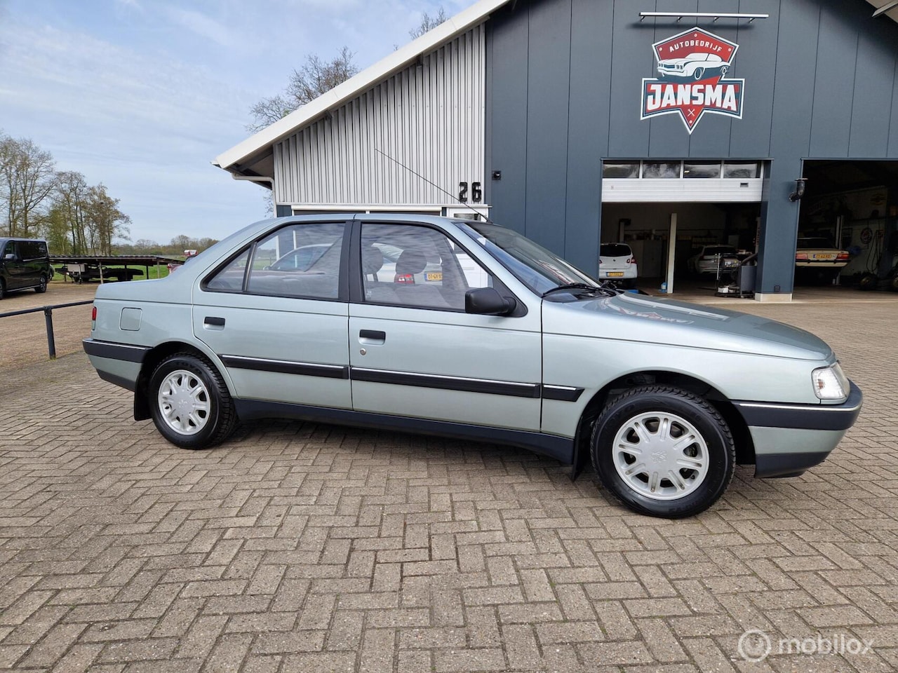 Peugeot 405 - 1.6 GR 1989 met 26000km!! Eerste eign - AutoWereld.nl