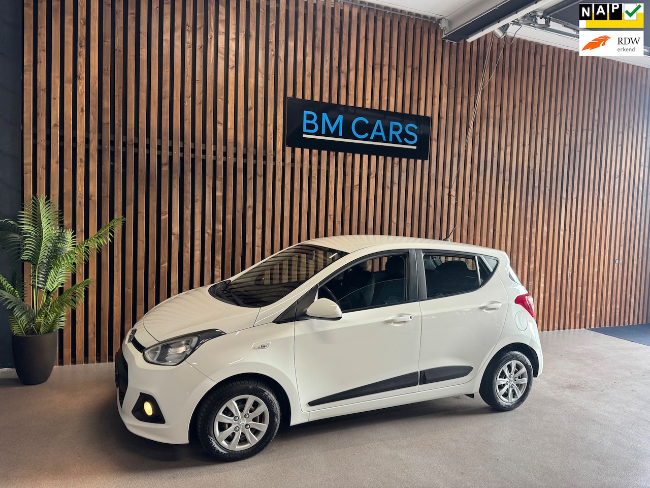 Hyundai i10 - 1.0i i-Motion Comfort Airco, Cruise control, NAP - AutoWereld.nl