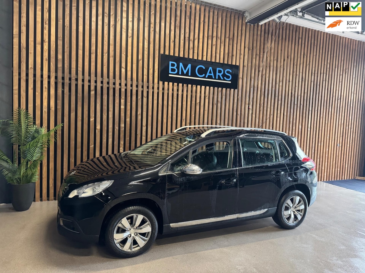 Peugeot 2008 - 1.2 VTi Allure Airco, Half leer, Navigatie - AutoWereld.nl