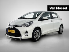 Toyota Yaris - 1.3 VVT-i Lounge | Trekhaak | Camera | Navi | Auto Airco | Dealer onderhouden
