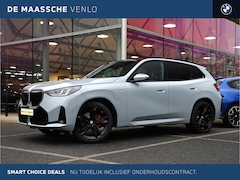 BMW X3 - 30e xDrive M Sport Automaat / Panoramadak / Trekhaak / Sportstoelen / Adaptieve LED / Stoe