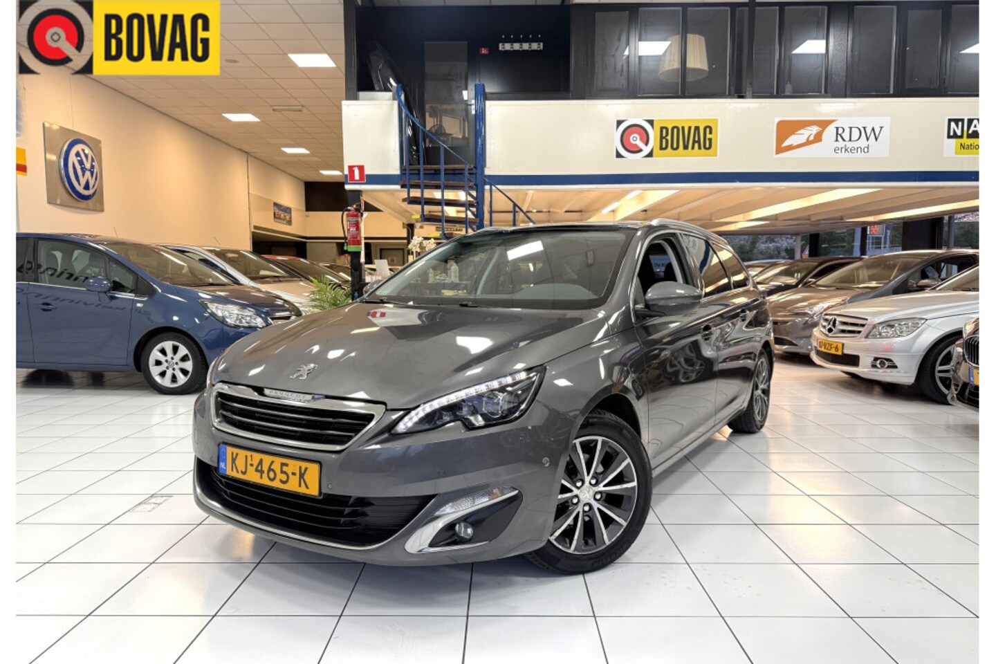 Peugeot 308 SW - 1.2 PureTech Allure Automaat - AutoWereld.nl