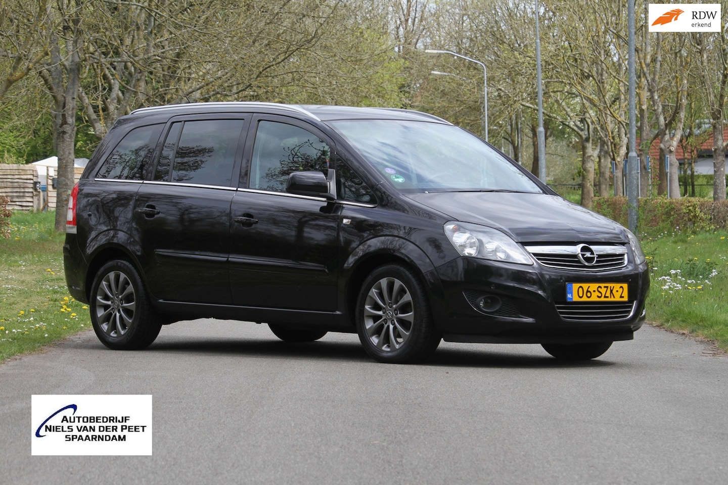 Opel Zafira - 1.8i 16V 111 years Edition / 7 persoons! / / Parkeersensoren voor en achter / Airco / Trek - AutoWereld.nl
