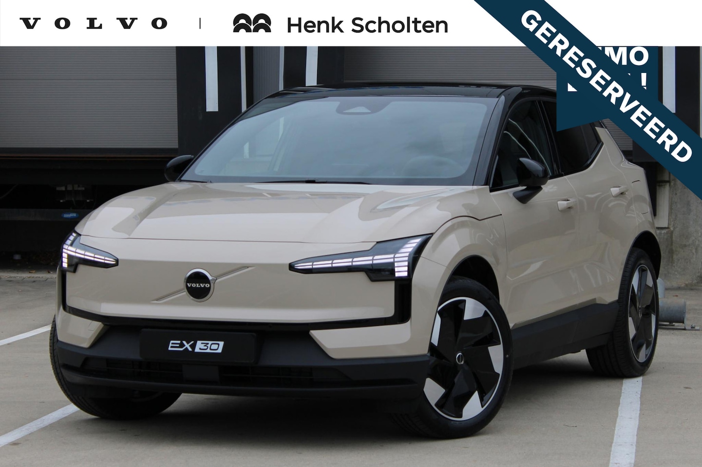 Volvo EX30 - Single Motor Extended Range Plus 69 kWh | Verwarmbare voorstoelen en stuurwiel | Premium A - AutoWereld.nl