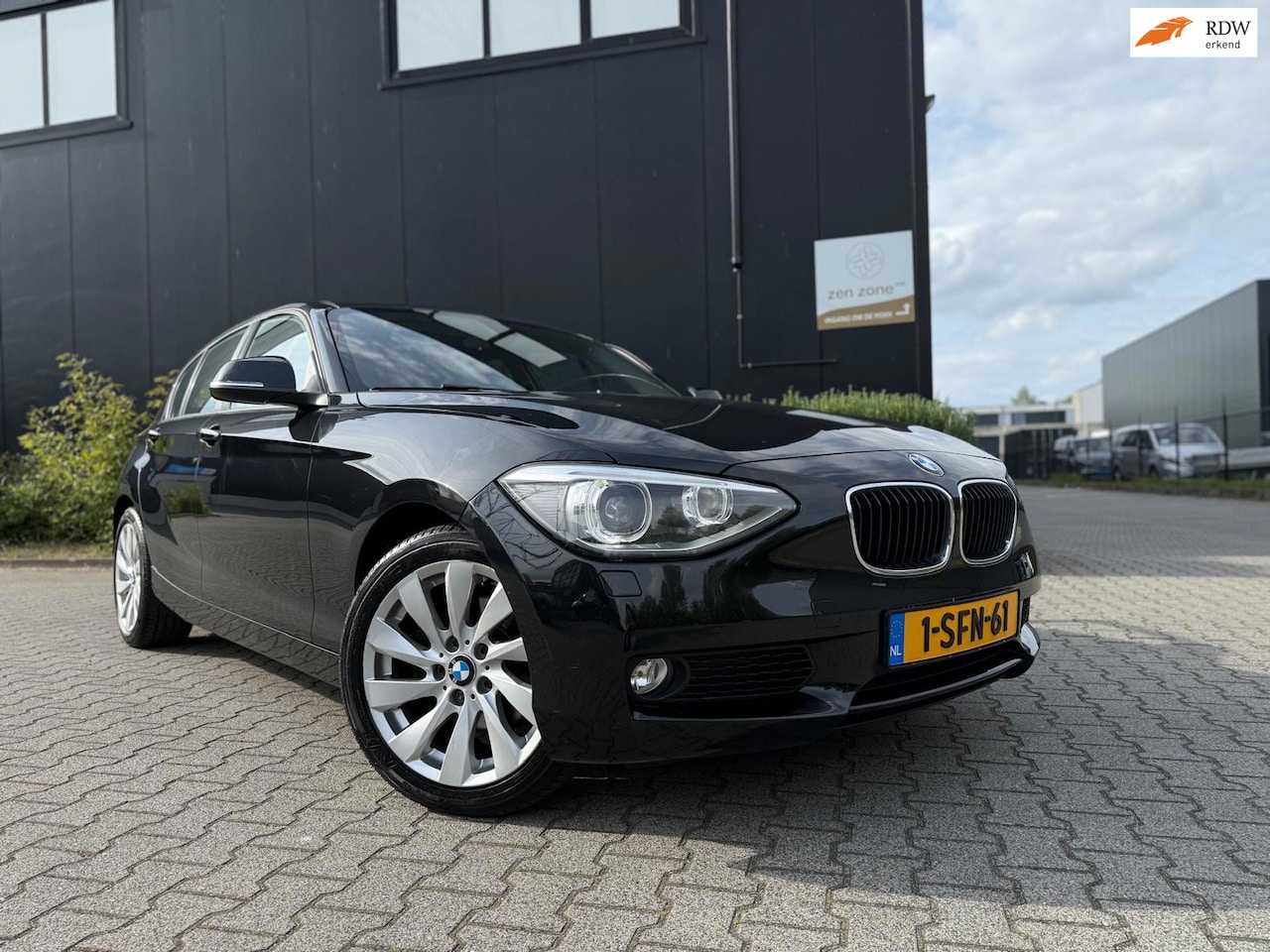 BMW 1-serie - 118i Business 118i Business+ - AutoWereld.nl