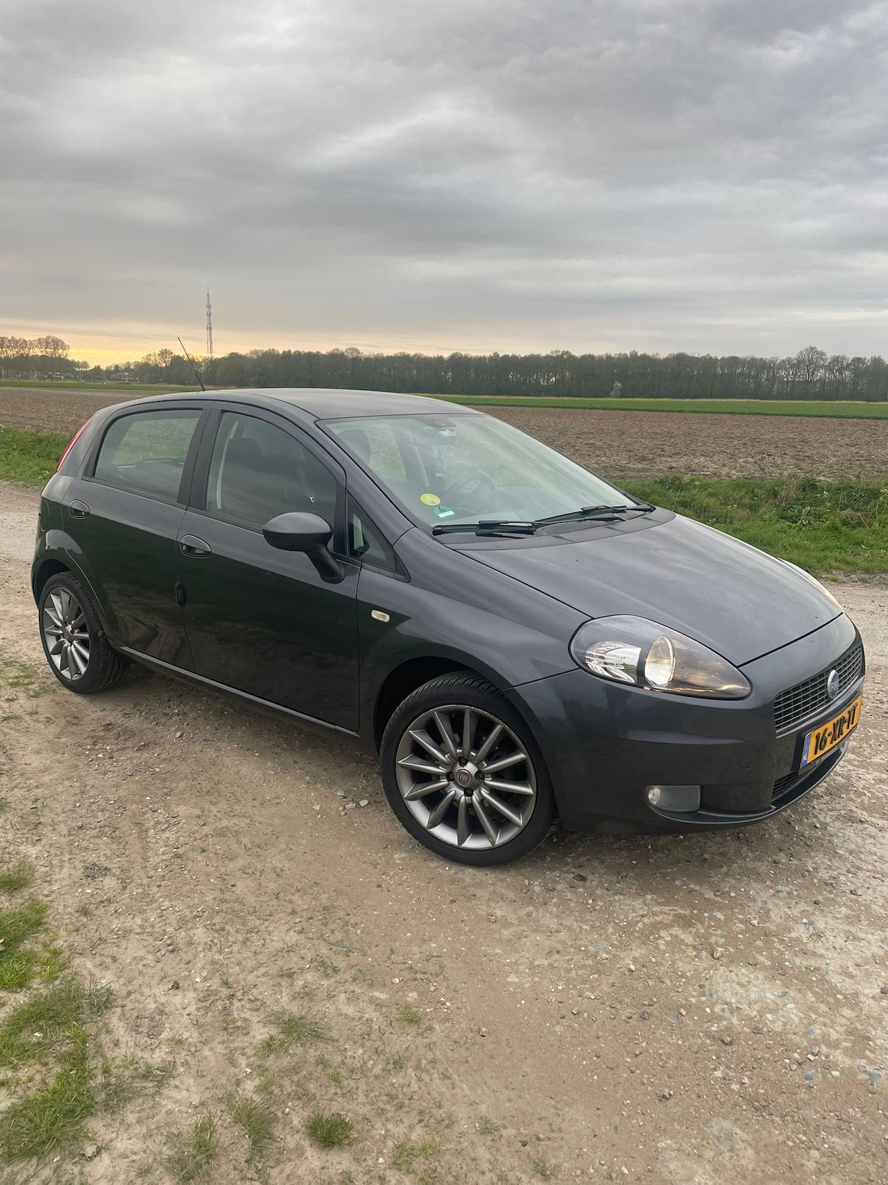 Fiat Grande Punto - 1.4 Dynamic - AutoWereld.nl
