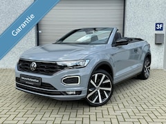 Volkswagen T-Roc Cabrio - 1.5 TSI R-line 19 inch/Leder/Black Pack/Virtual/Trekhaak/Beats Audio/Compleet en zeldzaam