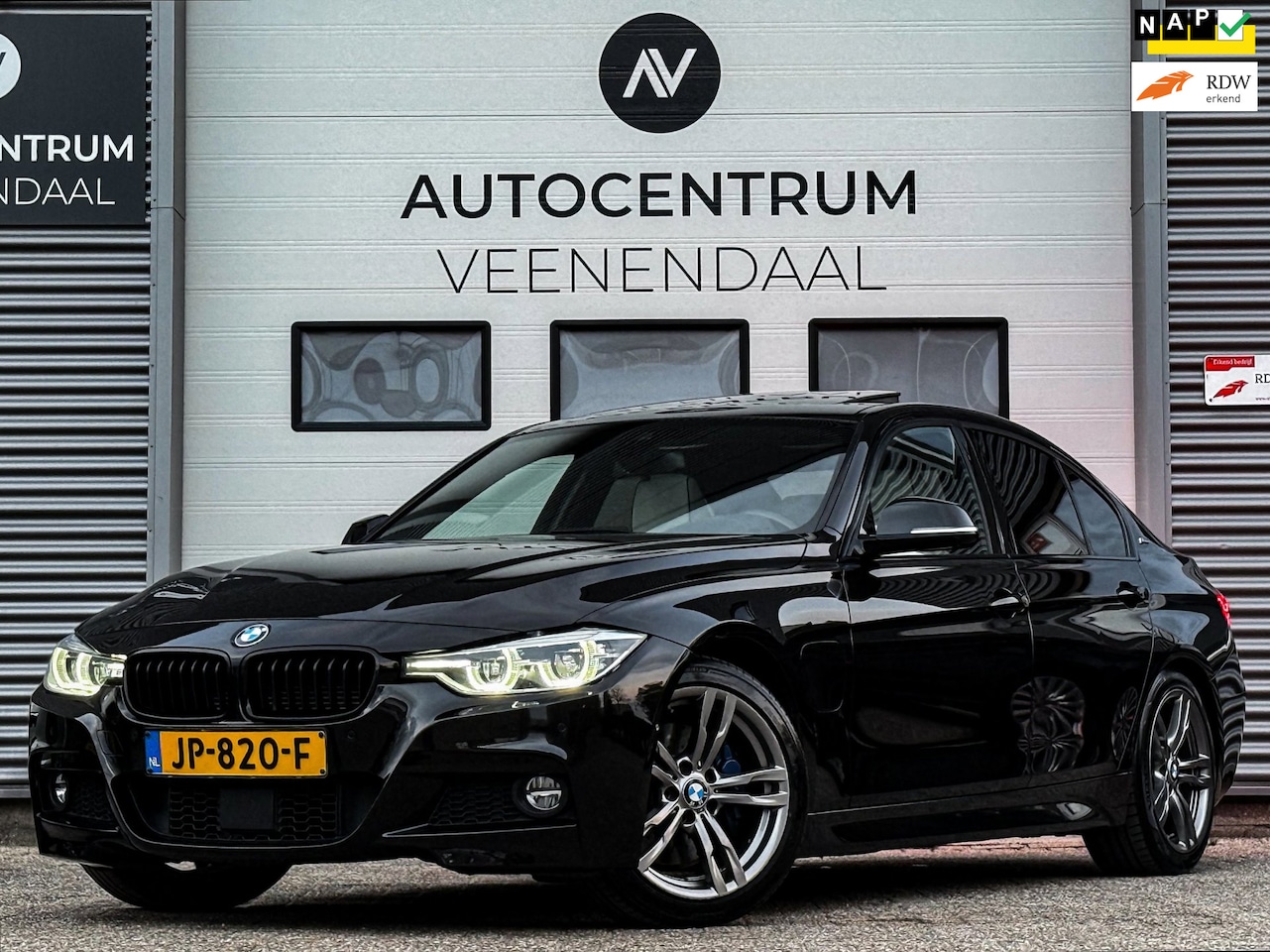 BMW 3-serie - 330e High Executive M-SPORT PANO/HUD/ACC/INDIVIDUAL - AutoWereld.nl