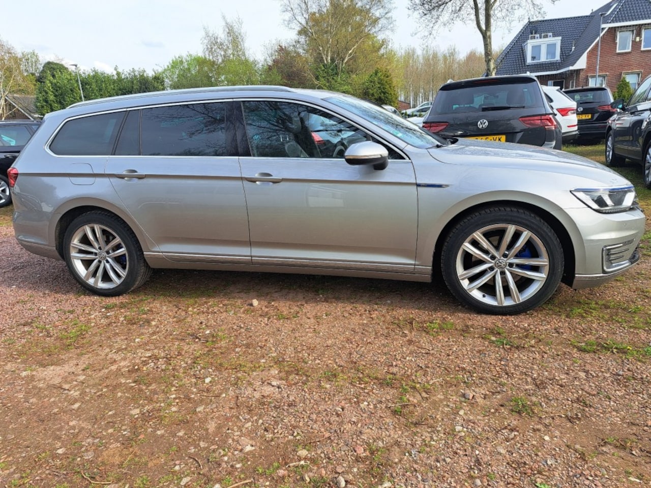 Volkswagen Passat Variant - Variant 1.4 TSI GTE Phev 231 Pk Highline Exec. Pano, Alcantara, Camera - AutoWereld.nl