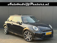 MINI Cooper - 1.5 Aut. Pano Leder LED Camera Carplay Sportstoel Stuurverwarming