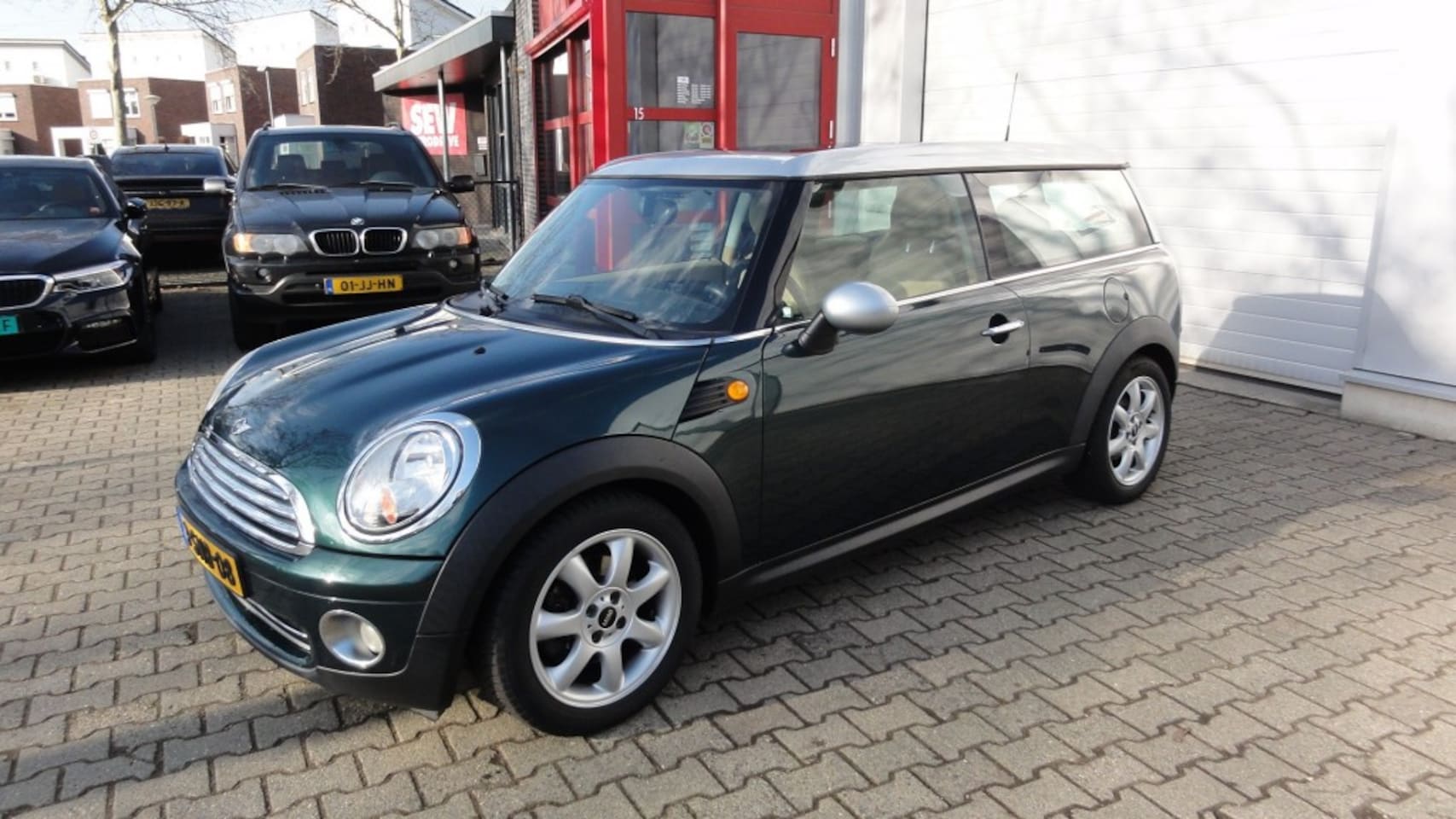 MINI COOPER CLUBMAN