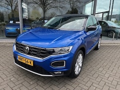 Volkswagen T-Roc - 1.5 TSI SPORT AUTOMAAT VIRTUAL DASHBOARD CARPLAY AD CRUISE