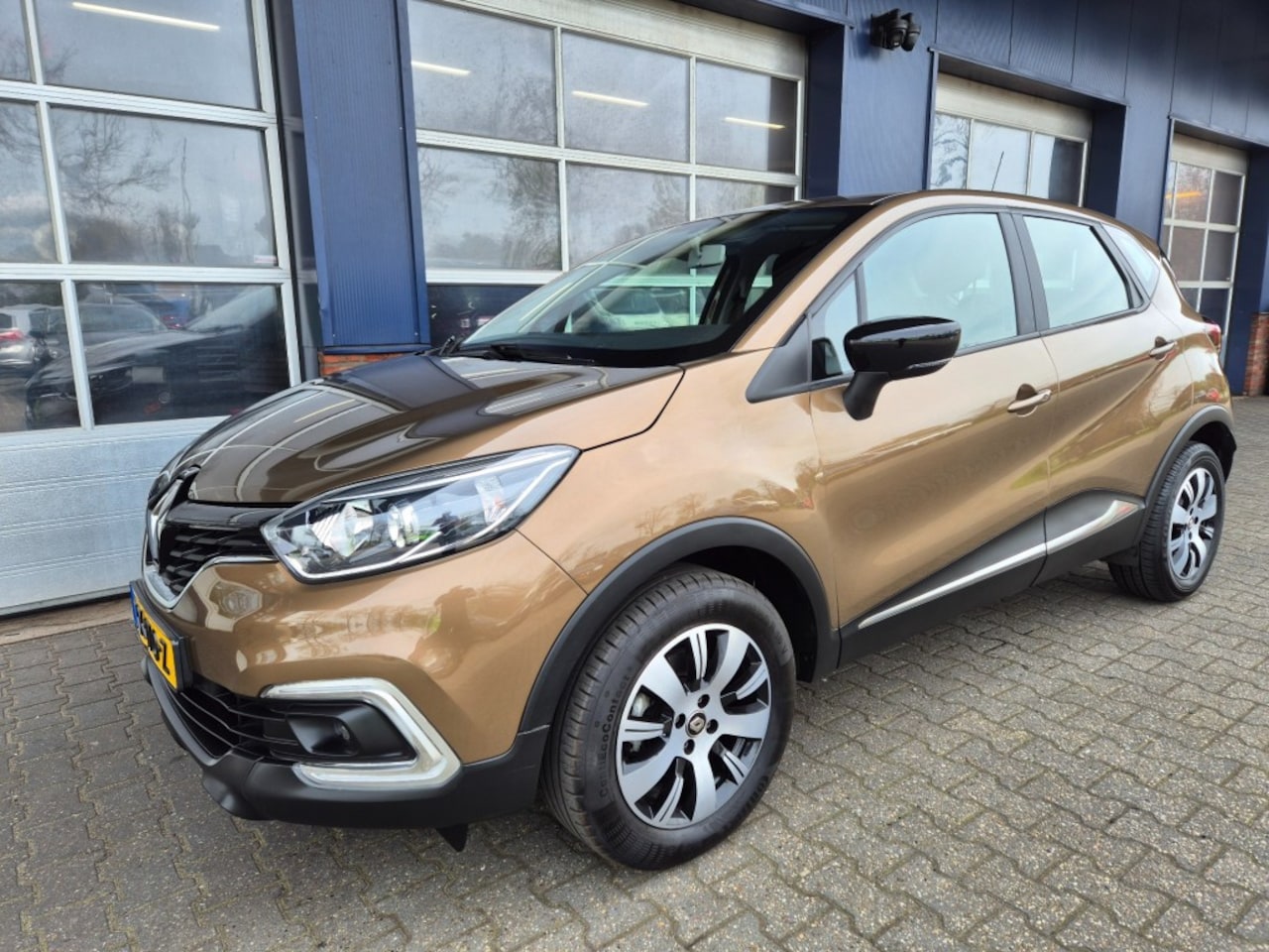 Renault Captur - 1.2 TCE, Stoelverwarming, Navi, Cruise controle, ALL IN prijs! - AutoWereld.nl