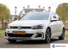 Volkswagen Golf - 1.4 TSI PHEV GTE | Achteruitrijcamera | Airco (automatisch) | Bluetooth telefoonvoorbereid