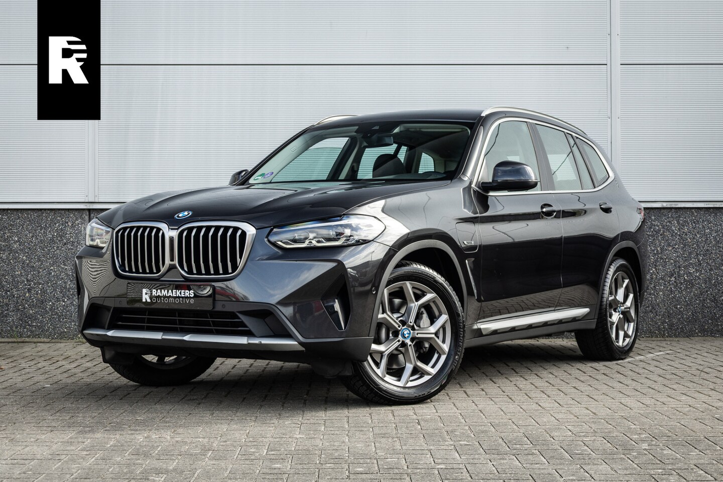 BMW X3 - xDrive30e Business Edition Plus Trekhaak / Camera / Carplay / LED / - AutoWereld.nl