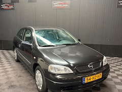 Opel Astra Coupé - 1.2-16V | Nieuwe APK |