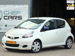 Toyota Aygo - 1.0 Navigator|NAP|AIRCO|NAVI|CRUISE|DEALER ONDH