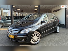 Mercedes-Benz B-klasse - 200 AUTOMAAT | CLIMA | CRUISE | PDC | LMV | NAP