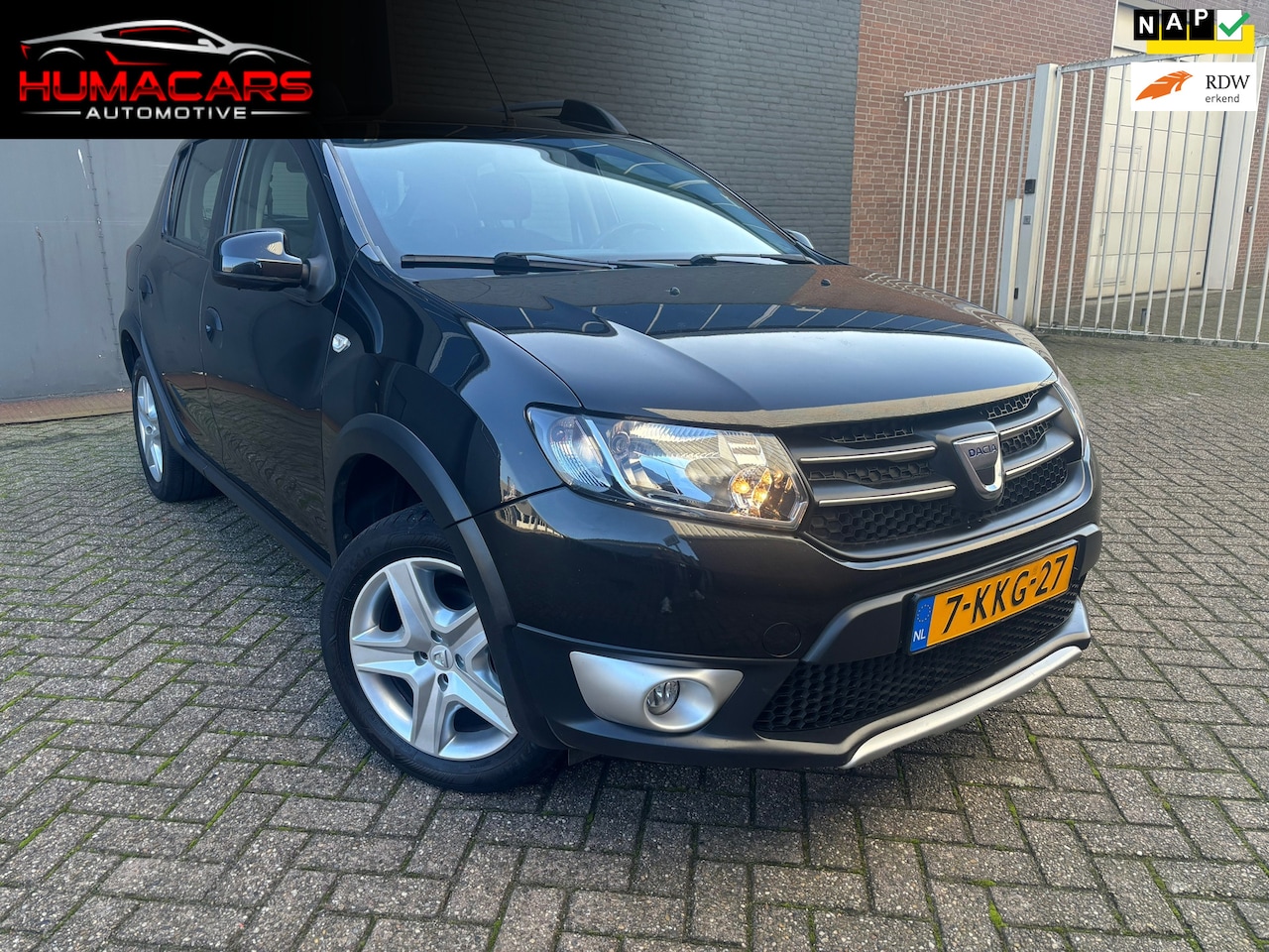 Dacia Sandero Stepway - 0.9 TCe Lauréate|Navi|Nap|bluetooth|Cruise| - AutoWereld.nl