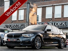 BMW 5-serie - 530e iPerformance High Exe M-Sport PANO HARMAN KARDON HUD 360 CAMERA 20 INCH SHADOW MEMORY