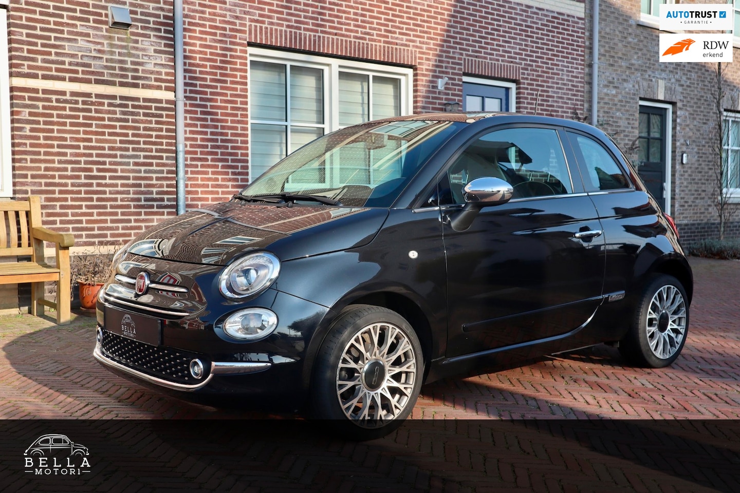 Fiat 500 - 1.2 Lounge | Panoramadak | Navigatie | DAB | Parkeersensoren | Cruise control | Automatisc - AutoWereld.nl