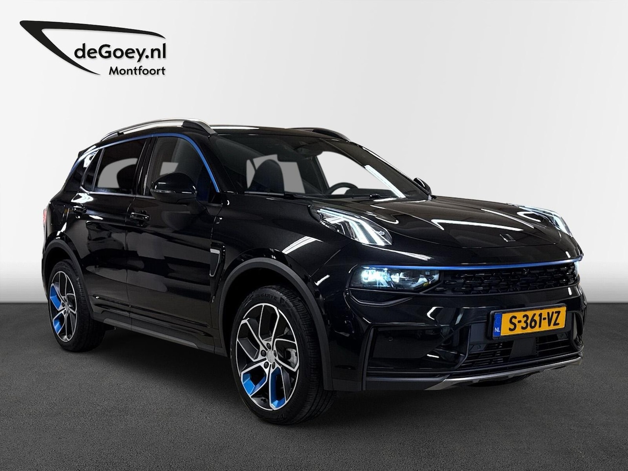 Lynk & Co 01 - 1.5 Zwarte hemelbekleding - AutoWereld.nl